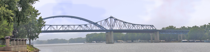 mississippi river bridges La Crosse WI