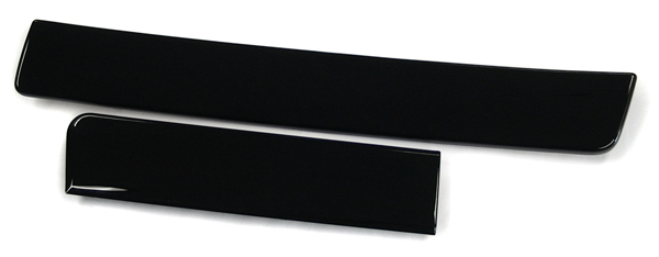 piano black aluminum trim