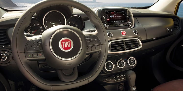 Fiat_500c_horn_cover_interior.jpg